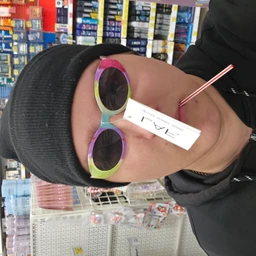 Hyper pops